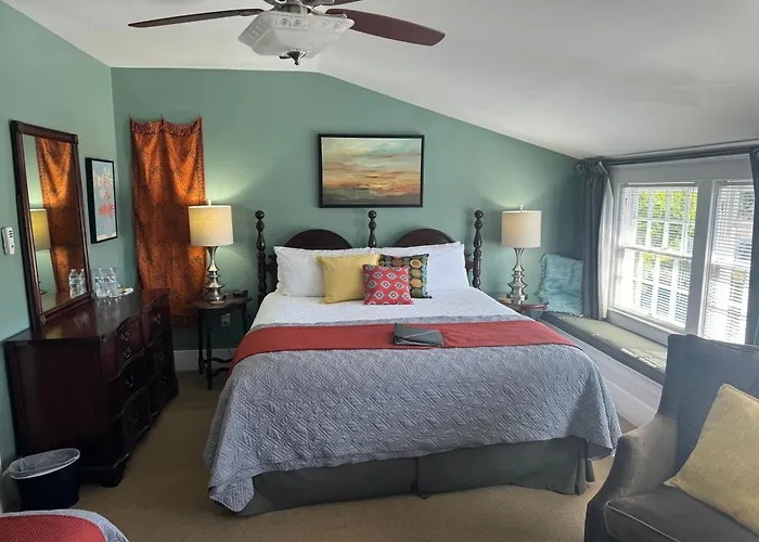 Bayberry Inn B&B And Oregon Wellness Retreat