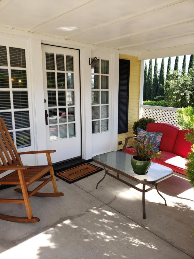 Hotel Bayberry And Oregon Wellness Retreat